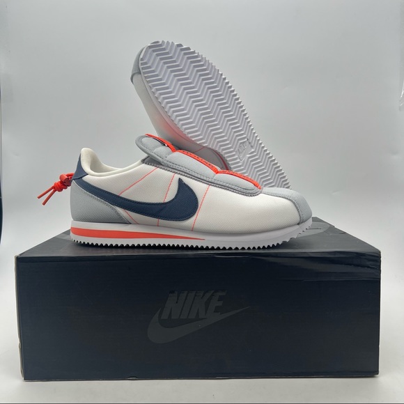 mens nike house shoes